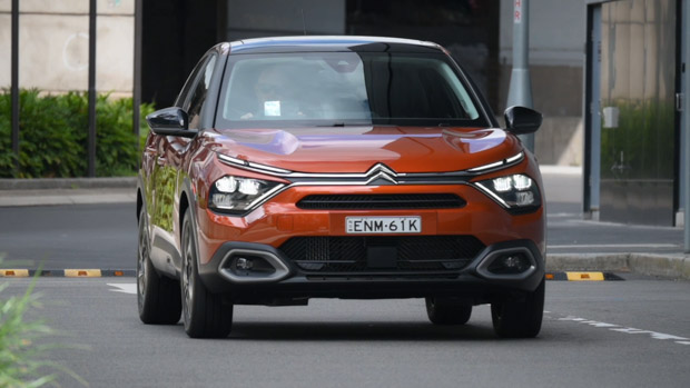 Citroen C4 Shine 2022 dynamic 3