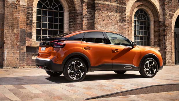 Citroen C4 Shine 2022 rear 3/4