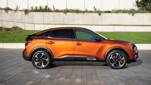 Citroen C4 Shine 2022 profile