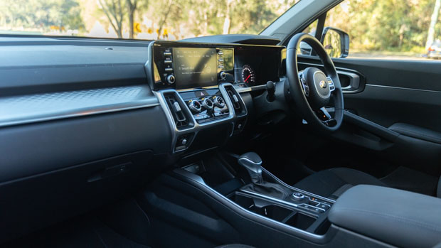 Kia Sorento S V6 2022 cabin