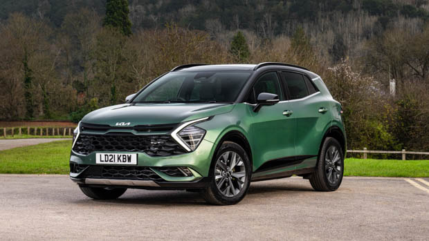 Kia Sportage 2022 front 3/4 view