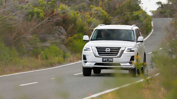 Nissan Patrol Ti-L 2022 dynamic