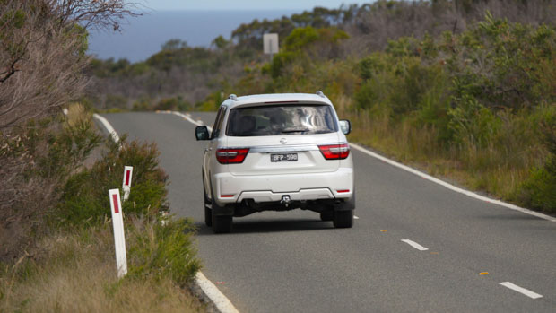 Nissan Patrol Ti-L 2022 dynamic 3
