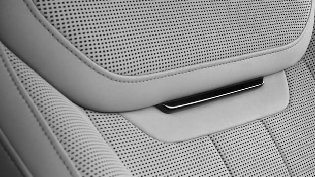 Range Rover SV 2022 Fabric seats