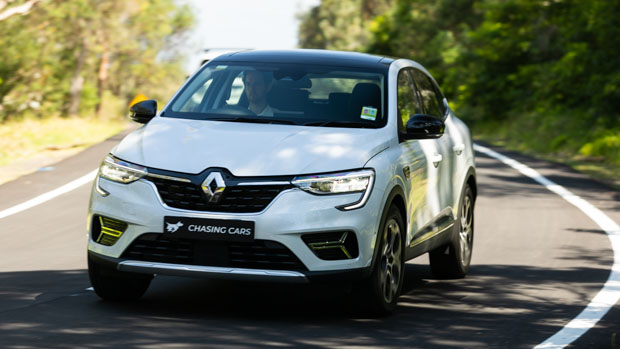 Renault Arkana Intens 2022 dynamic 2