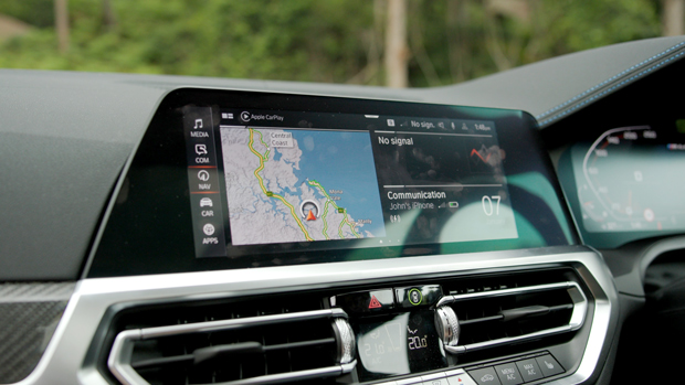 2022 BMW M440i sedan purple - interior, multimedia system