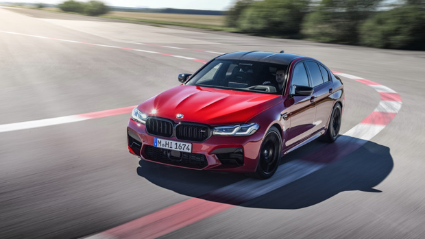 BMW M5 2022 front 3/4
