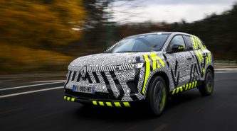 Renault Austral 2023: hybrid small SUV to rival T-Roc and C-HR teased ahead of reveal