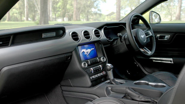 2022-Ford-Mustang-GT-Fastback-review-#12