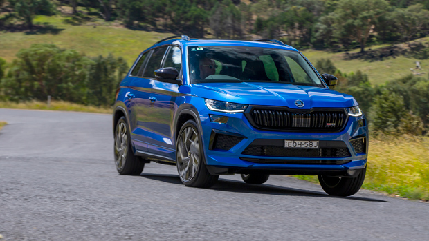 2022 Skoda Kodiaq RS blue SUV - dynamic front 3/4 #3