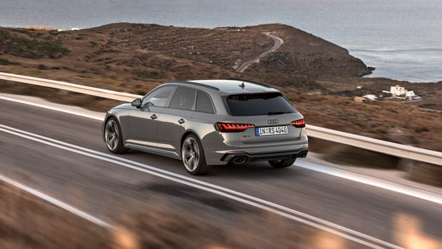 Audi RS 4 Avant with competition plus package