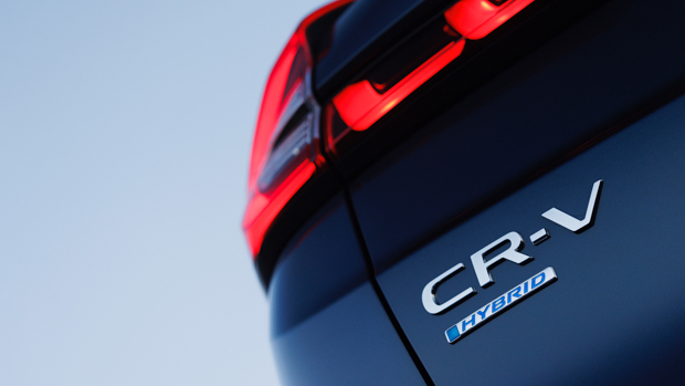 Honda CR-V 2022 teaser badge