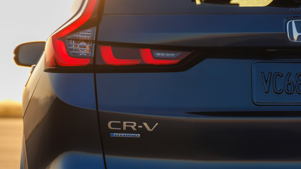 Honda CR-V 2022 teaser tail light