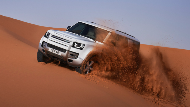 Land Rover Defender 130 2023 teaser