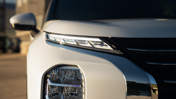 Mitsubishi Outlander 2022 lights