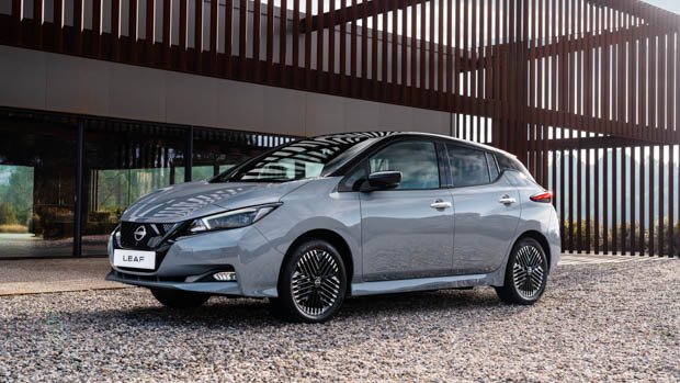 Nissan Leaf 2022 front 3/4 side shot