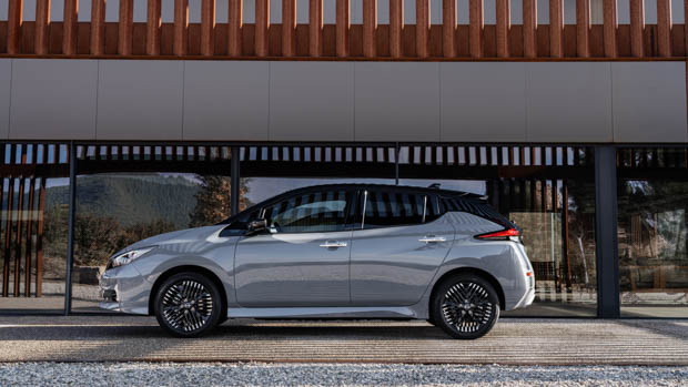 Nissan Leaf 2022 side shot