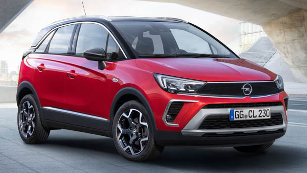 Opel Crossland 2022 red front 3/4