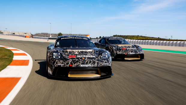 Porsche 718 Cayman GT4 ePerformance twins