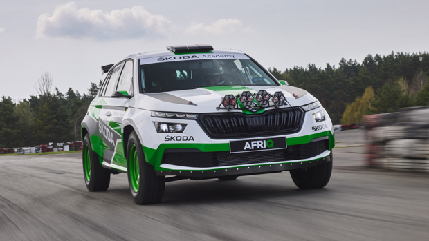 Skoda Kamiq Afriq concept 2022 front 3/4