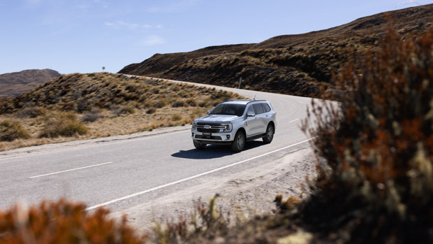 Ford Everest 2022 Trend driving
