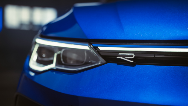 Volkswagen Golf R hatch 2022 front close