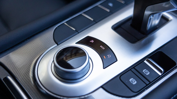 GWM ute 2021 centre console 2