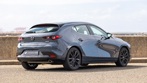Mazda 3 G25 Evolve SP 2022 rear 3/4 bay