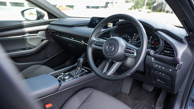 Mazda 3 G25 Evolve SP 2022 interior dash