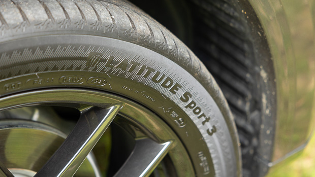 Alfa Romeo Stelvio Veloce 2022 tyres