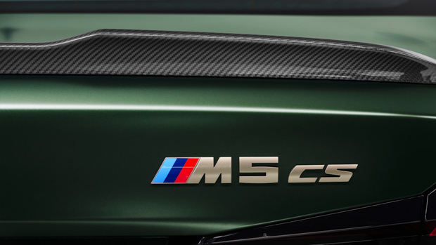 BMW M5 CS 2022 badge