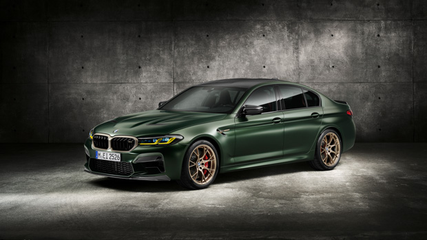 BMW M5 CS 2022 frozen deep green studio