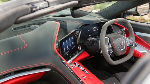 Chevrolet Corvette 2022-14