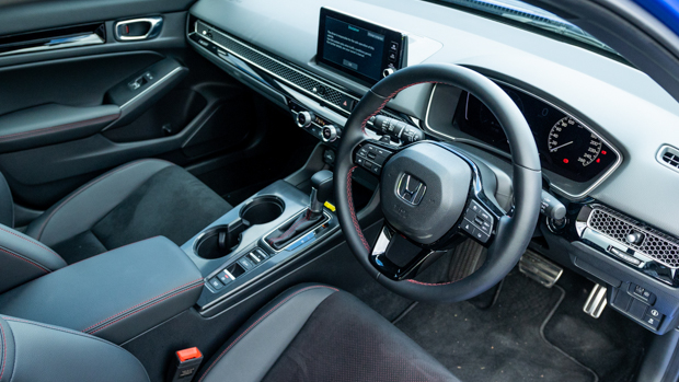 Honda Civic VTi LX cabin 2022