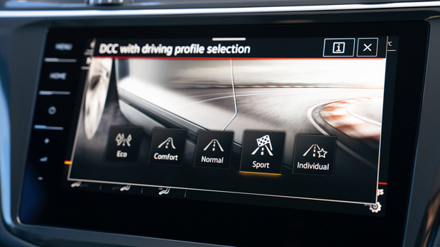 Volkswagen Tiguan Allspace 2022 adaptive dampers