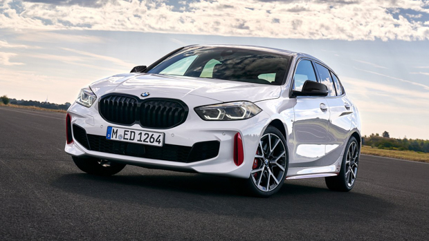 BMW 128ti 2021 front