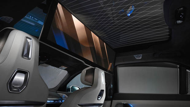 2023 BMW 7 Series Theatre screen
