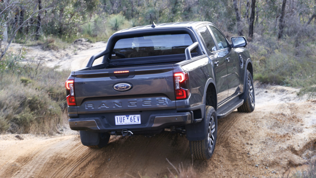 Ford Ranger Sport 2022 rear offroading