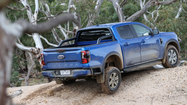 Ford Ranger XLT 2022 articulation