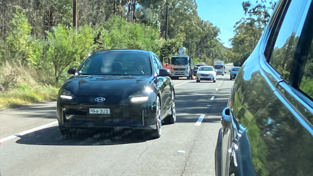 Hyundai Ioniq 6 2023 Sydney front 3/4