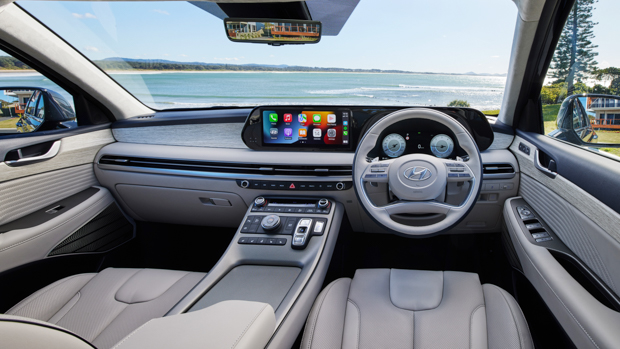 Hyundai Palisade Highlander 2022 interior