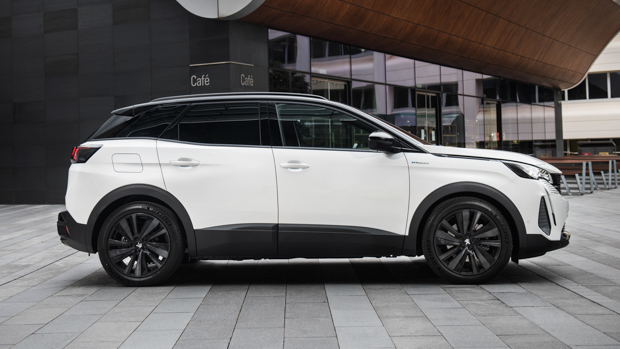 Peugeot 3008 GT Sport plug-in hybrid 2022 review