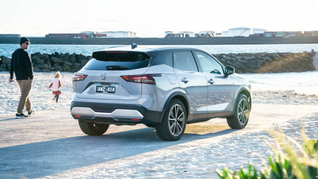 Nissan Qashqai 2023 on the beach