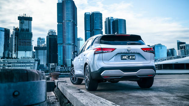 Nissan Qashqai 2023 city view
