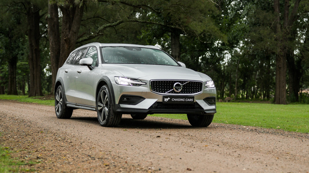 Volvo V60 CC 2022 11