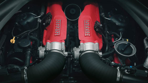 Ferrari California T engine bay