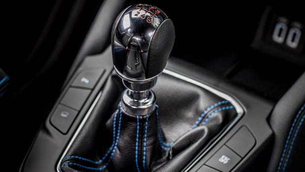 Ford Focus ST gear stick