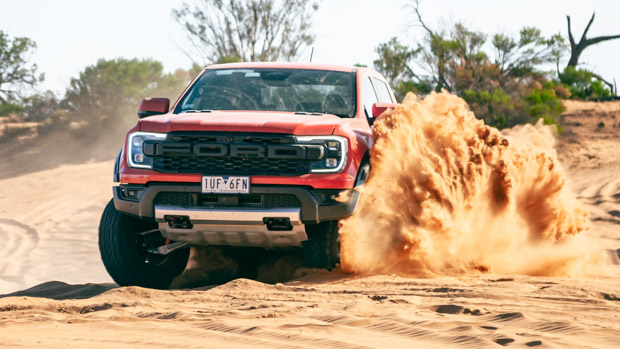 Ford Ranger Raptor 2023 code orange slide