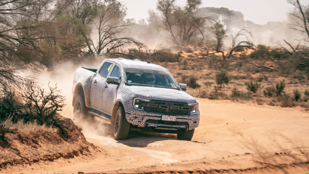 Ford Ranger Raptor 2023 camo off road
