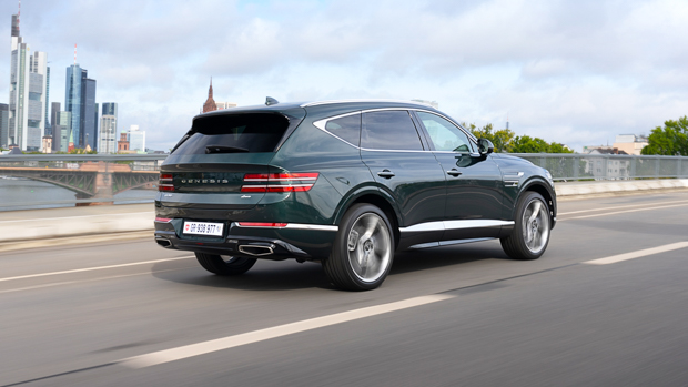Genesis GV80 2023 rear 3/4